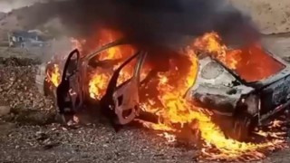 Kahramanmaraş’ta otomobil demir yığınına döndü  