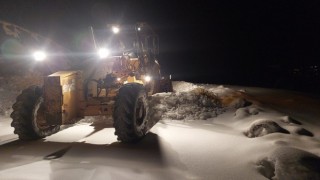 Büyükşehir, Kırsalda Karla Mücadelesini Kesintisiz Sürdürüyor