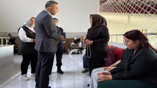 Başkan Hanifi Toptaş, okul saldırısında yaralanan öğrenciler ve ailelerini ziyaret etti