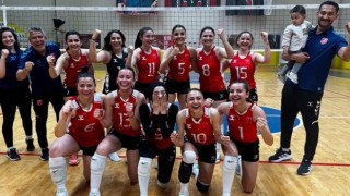 Büyükşehir Belediyespor Kadın Voleybol Takımı 2. Lig’e Yükseldi