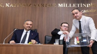 Onikişubat Belediyesi’nin Nisan Ayı Meclis Toplantısı bir başka özel bir başka anlamlı oldu