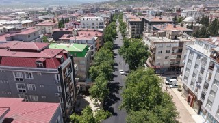Cahit Zarifoğlu Caddesi Yeni Yüzüne Kavuşuyor