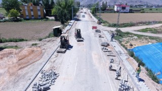 Büyükşehir, Elbistan Tepebaşı Caddesi’nde Yenileme Çalışmasına Başladı