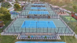 15 Temmuz Spor Vadisi’nde Ödüllü Tenis Turnuvasında Şampiyonlar Belli Oldu