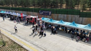 Büyükşehir’den Üniversite Öğrencilerine Şehre İlk Adımda Sıcak Karşılama